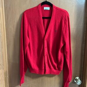 Medium red cardigan sweater vintage munsingwear